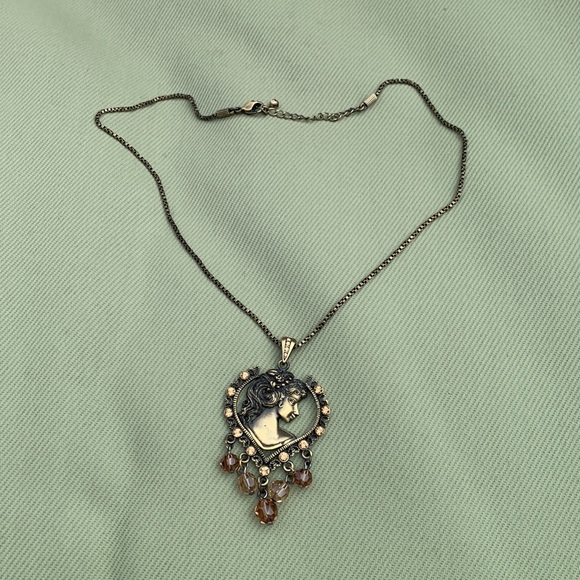 Vintage Butler necklace - Picture 4 of 4